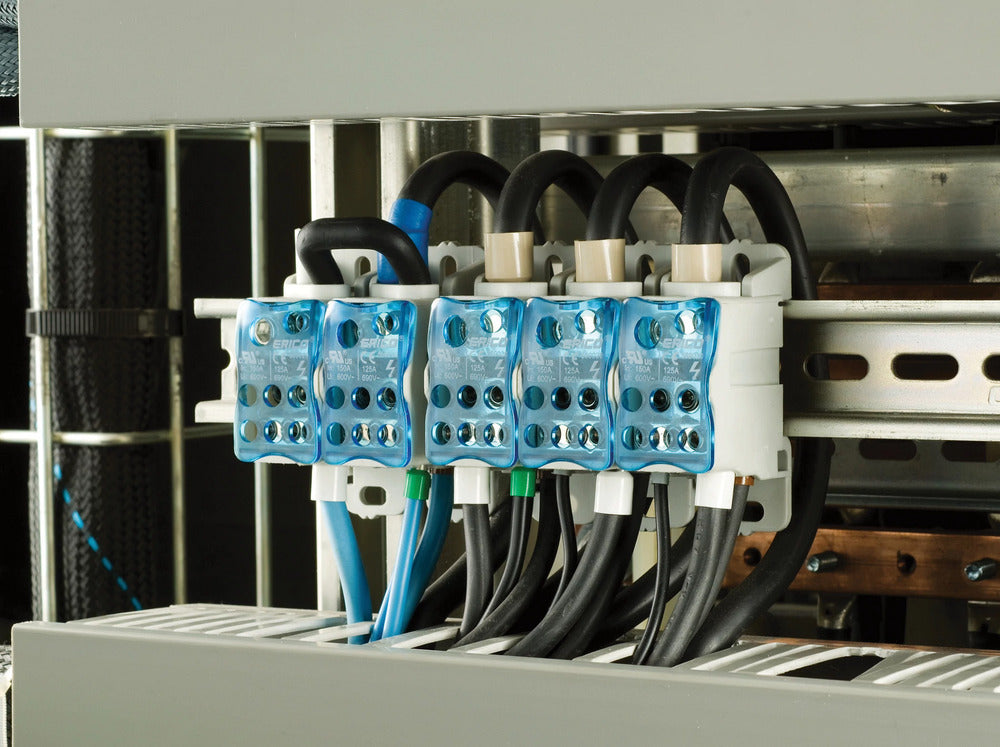NVent ERIFLEX Flush-Mounted Unit With Distribution Terminals - 569020