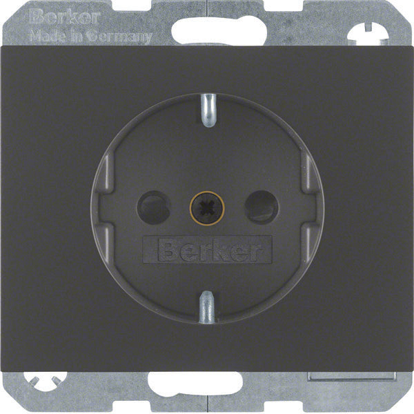 Hager Berker K.1/K.5 Wandsteckdose (WCD-Schaltgeräte) - 47357006