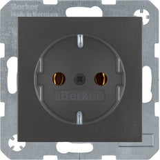 Hager Berker S.1/B.3/B.7 Wall Outlet (WCD Switchgear) - 47431606