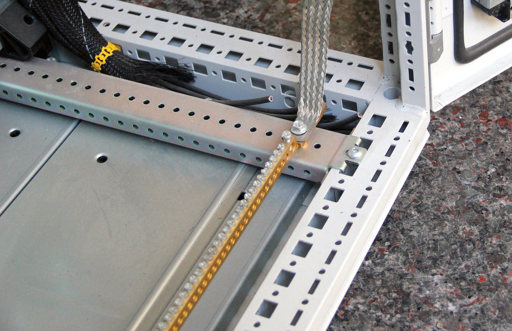 NVent ERIFLEX Erdungsschiene für Verteiler - 568660
