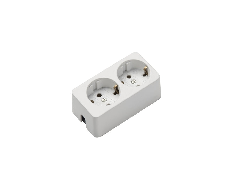 Martin Kaiser 2-Way Socket With Earthing Contact Arctic White - 537/kws [15 Pieces]
