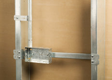 Teleskopische Box Halterung 432-660mm Mit Befestigungspunkten - 187191 [2 Stück]