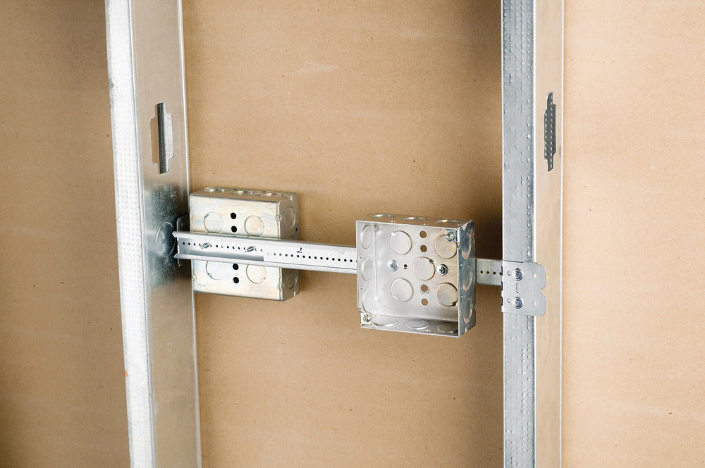 Teleskopische Box Halterung 432-660mm Mit Befestigungspunkten - 187191 [2 Stück]