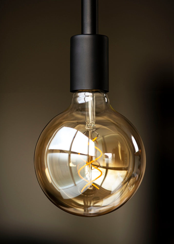 Bailey Spiralförmige Basis G95 LED Filament Globe Lampe E27 4W Gold - 144338