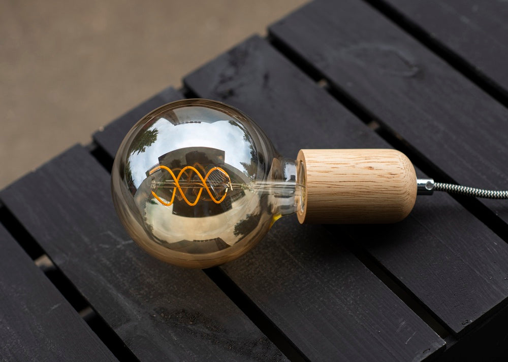 Bailey Spiralförmige Basis G95 LED Filament Globe Lampe E27 4W Gold - 144338